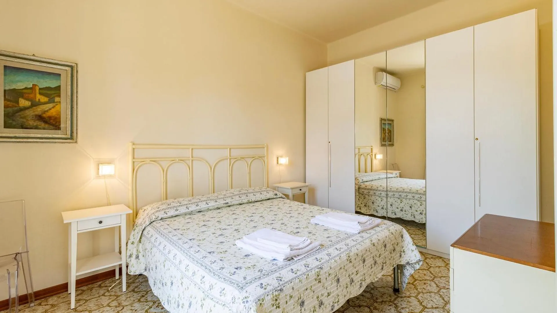 Casa Lidia 900M From Sea - Happy Rentals Lido di Camaiore 0*,  Italy
