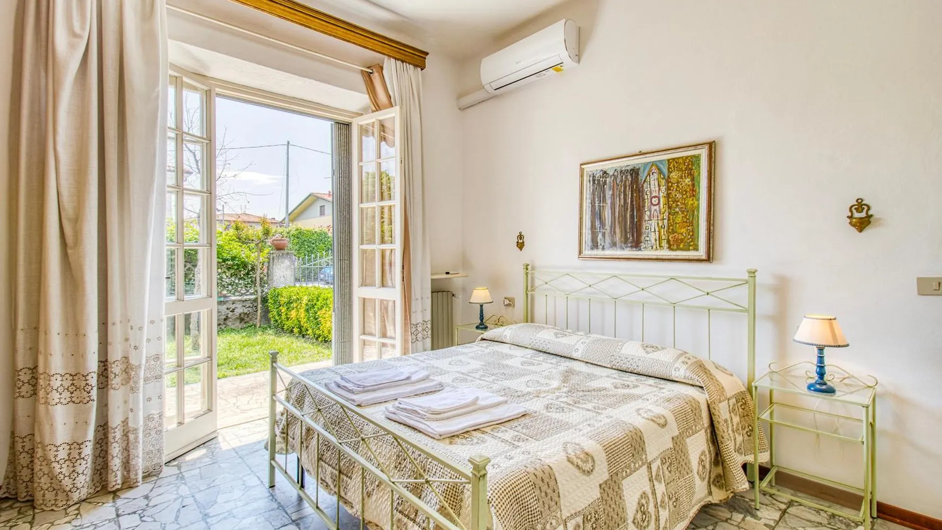 Casa Lidia 900M From Sea - Happy Rentals Lido di Camaiore