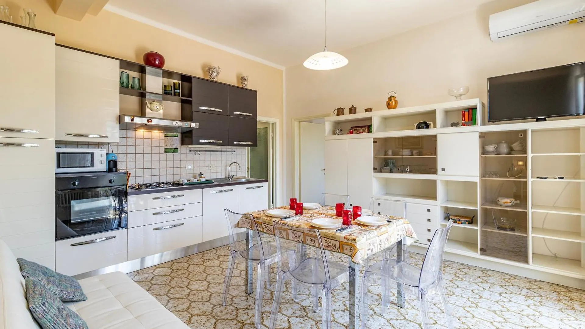 Casa Lidia 900M From Sea - Happy Rentals Lido di Camaiore